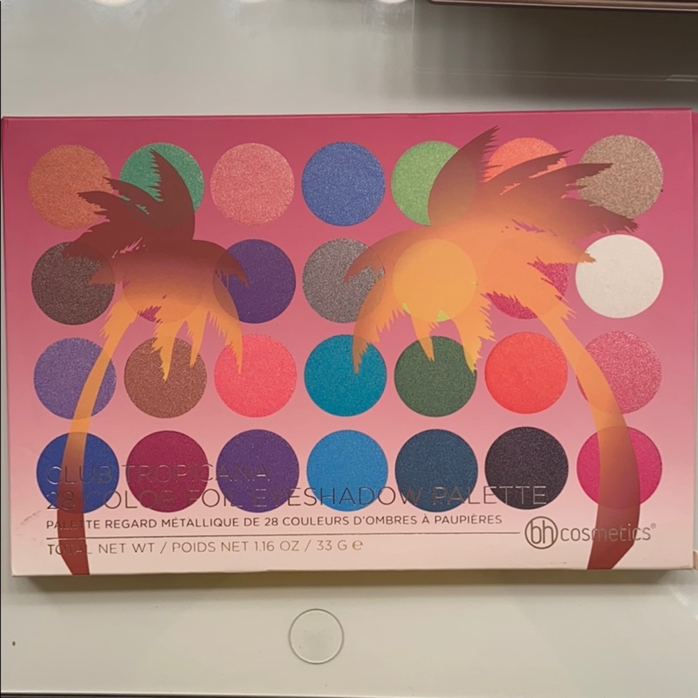 BH Eye shadow palette